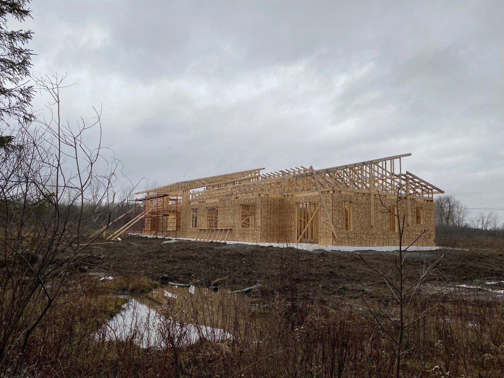 Photo of exterior of house under construction